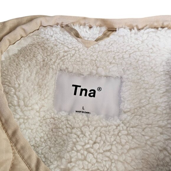 Aritzia TNA Pratt Sherpa Lined, Quilted Jacket, Light Tan, Relaxed, Size Large - Picture 5 of 8